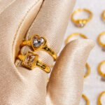 Wholesale Vintage Hammered Heart Zircon Ring with hand-hammered texture and 18K gold plated copper from junejewelry.com—factory price, free shipping.