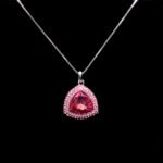 Wholesale shield-shaped necklace with Swarovski elements and platinum plating from Junejewelry.com. Bulk fashion jewelry for resale.