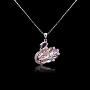 Bulk animal swan pendant necklace with genuine Swarovski crystals and platinum-plated copper—trendy wholesale design from junejewelry.com.