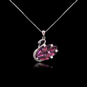 Bulk animal swan pendant necklace with genuine Swarovski crystals and platinum-plated copper—trendy wholesale design from junejewelry.com.