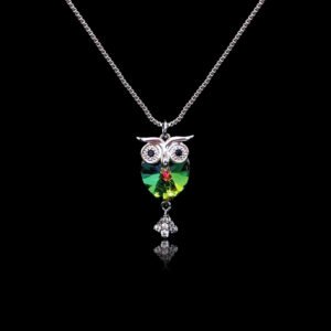 Wholesale Swarovski owl necklace with genuine crystals and platinum‑plated copper from junejewelry.com – cute factory price animal pendant for wholesale.