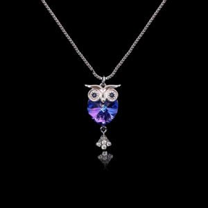 Wholesale Swarovski owl necklace with genuine crystals and platinum‑plated copper from junejewelry.com – cute factory price animal pendant for wholesale.