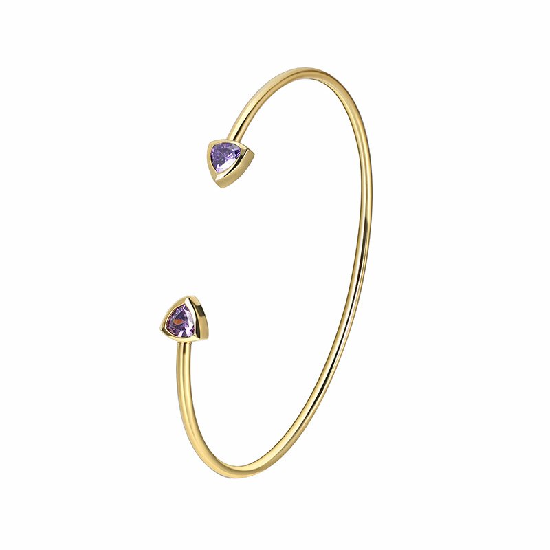 B0096 (1) Wholesale geometric zirconia bracelet featuring a minimalist design with triangular CZ stones and 14K gold plated copper from junejewelry.com