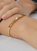 Wholesale European-style minimalist cuff bracelet featuring a 14k gold plated copper design from junejewelry.com