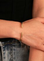 French Minimalist Gold Cuff featuring an open high‑polish 14K gold‑plated copper bracelet with a micro‑pavé zircon accent from junejewelry.com—factory price, free shipping.