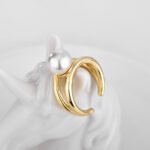 Wholesale pearl ring featuring a classic design with 18K gold plated copper and a simulated pearl from junejewelry.com