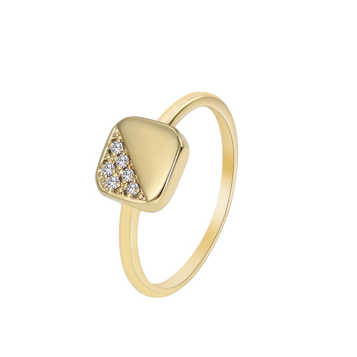 R0224 (1) Wholesale geometric zircon ring featuring a square shape and closed copper band with 18K gold plating – fashion jewelry from junejewelry.com.