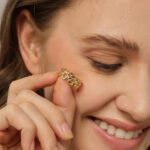 Punk Chain Unisex Ring featuring a hollow curb‑chain design in 18K gold-plated copper from junejewelry.com—factory-direct wholesale pricing, free shipping.