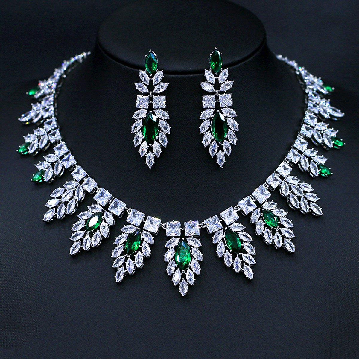 CN10557.660.B Wholesale colorful cubic zirconia wedding jewelry set with platinum-plated copper necklace and matching earrings in green, red, and blue, from JuneJewelry.com.