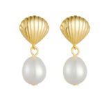 Wholesale Shell Pearl Drop Earrings, S925 sterling silver, with natural irregular freshwater pearls and a shell design, available in 18K gold or platinum plating, ideal for fashion jewelry wholesale from junejewelry.com.