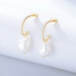 Wholesale C-Shape Pearl Earrings, 925 sterling silver, with natural irregular freshwater pearls, 18K gold plated, ideal for fashion jewelry wholesale from junejewelry.com.