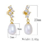 Wholesale French Light Luxury Pearl Studs, S925 sterling silver, with freshwater pearls and zircons, available in 18K gold and platinum plating, Japanese and Korean minimalist elegant design, from junejewelry.com.