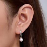 Wholesale Turquoise Pearl Huggie drop earrings, 925 sterling silver, with natural freshwater pearls and turquoise inlay, 18K gold plated, ideal for fashion jewelry wholesale from junejewelry.com.