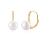 Wholesale Pearl Leverback Earrings, S925 sterling silver, with natural freshwater pearls, available in 18K gold or platinum plating, ideal for fashion jewelry wholesale from junejewelry.com.