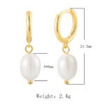 Wholesale Freshwater Huggie Drop earrings, S925 sterling silver, with natural freshwater pearls and a cool-tone vintage niche design, available in 18K gold or platinum plating, ideal for fashion jewelry wholesale from junejewelry.com.