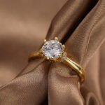 Six-prong cubic zirconia gold ring for women – minimalist solitaire design, wholesale jewelry