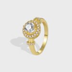 Wholesale geometric zircon ring in 18K gold plated brass – minimalist fashion jewelry for women from JuneJewelry.com.