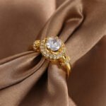 Wholesale geometric zircon ring in 18K gold plated brass – minimalist fashion jewelry for women from JuneJewelry.com.
