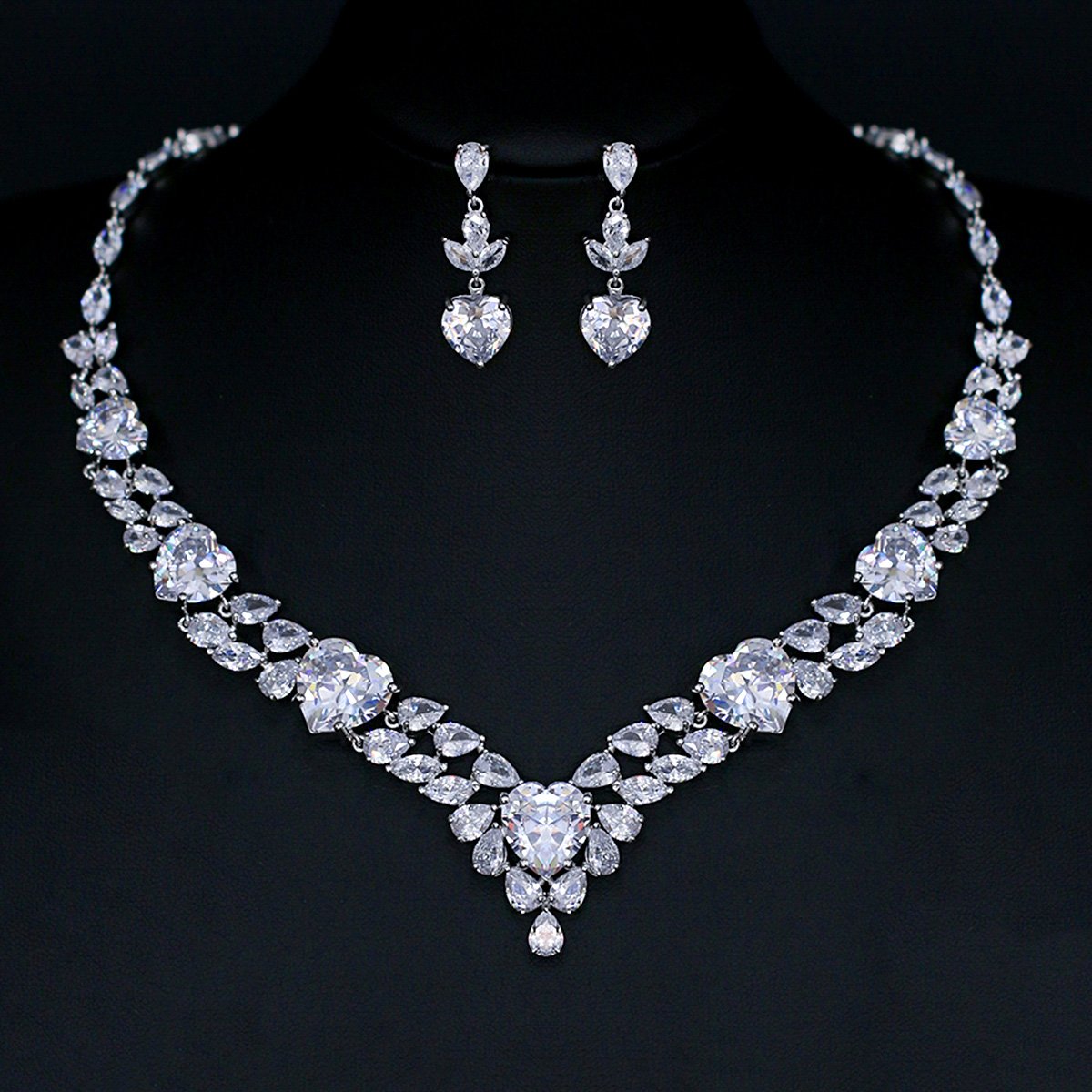 CN10393.473.A Wholesale heart design cubic zirconia jewelry set with platinum plated brass necklace and earrings from JuneJewelry.com – romantic fashion jewelry for bulk orders.