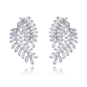 Wholesale baguette leaf earrings with sparkling cubic zirconia stones and a 925 silver needle from junejewelry.com – unique fashion jewelry for bulk orders.
