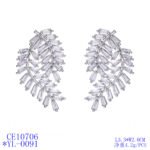 Wholesale baguette leaf earrings with sparkling cubic zirconia stones and a 925 silver needle from junejewelry.com – unique fashion jewelry for bulk orders.