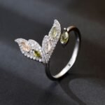 Wholesale mermaid tail zircon jewelry set with necklace and earrings in white gold plating – luxury ocean-inspired fashion jewelry from JuneJewelry.com.