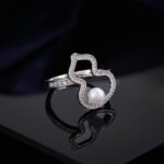 Wholesale Neo-Chinese Gourd Pearl Jewelry Set (Hulu shape), featuring hollowed-out metalwork, elegant pearls, includes matching stud earrings, necklace, and ring, a light luxury advanced sense accessory set from junejewelry.com.