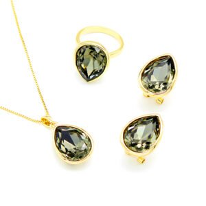 Wholesale Rose Gold Crystal Jewelry Set – teardrop crystal necklace, ring, and earrings in real gold plated brass from JuneJewelry.com – cheap factory price, high quality, unique design, free shipping.