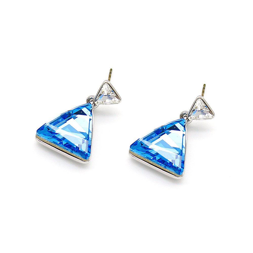 A100003E-001.148.A A close-up of a single, brilliant triangle (Trillion cut) Swarovski Element stud earring set in a simple, minimalist metal bezel.