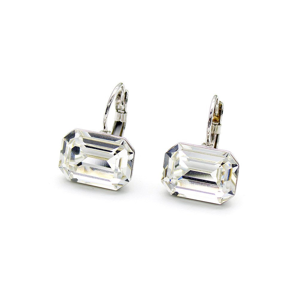 A100006E-001.98.A Detailed view of a single rectangular emerald-cut Swarovski element crystal earring in a four-prong setting with a classic leverback hook.