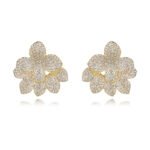 Wholesale flower zircon earrings with white pavé crystals on real gold plated copper from JuneJewelry.com – luxury floral studs for bulk orders.