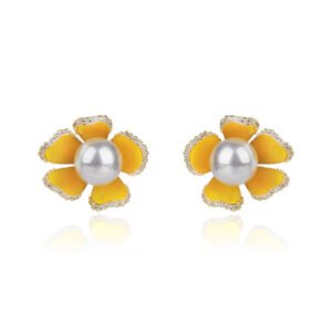 Wholesale pearl flower earrings with lavender enamel petals and zircons on 14K gold plated brass from JuneJewelry.com – unique floral jewelry for bulk purchase.