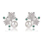 Wholesale flower pearl earrings with shimmering cubic zirconia petals and 925 silver needles from JuneJewelry.com – elegant floral jewelry for bulk purchase.