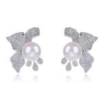 Wholesale floral pearl earrings with cubic zirconia petals and 925 silver needles from JuneJewelry.com – elegant flower jewelry for bulk orders.