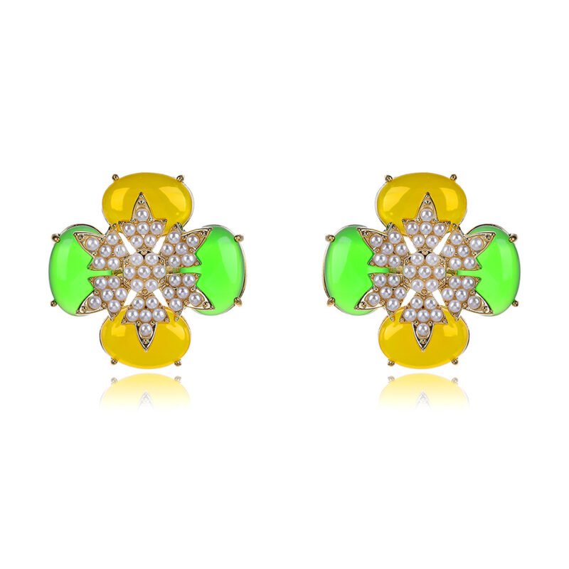 Wholesale clover pearl earrings with yellow and green stones on gold plated brass from JuneJewelry.com – unique floral jewelry for bulk orders.
