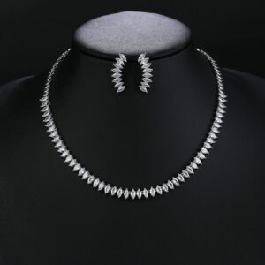 Wholesale copper zircon jewelry set with real gold plating and sparkling white stones from JuneJewelry.com – luxury bridal jewelry for bulk orders.