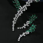 Wholesale copper zircon jewelry set with real gold plating and marquise-cut white stones from JuneJewelry.com – unique factory price jewelry for boutiques.