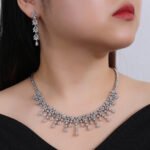 Wholesale zircon jewelry set with platinum plated copper and brilliant marquise stones from JuneJewelry.com – luxury bridal accessories for bulk orders.