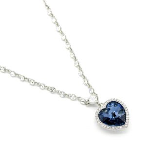 Wholesale Swarovski element heart crystal necklace: heart-shaped crystal pendant on a real gold plated copper chain for daily wear.