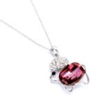 Adorable Swarovski element sheep crystal necklace in a unique animal pendant design, high-quality copper with real gold plating for wholesale fashion stores.