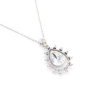 Elegant Swarovski element teardrop crystal pendant necklace in white gold plated copper, minimalist fashion jewelry wholesale at junejewelry.com.