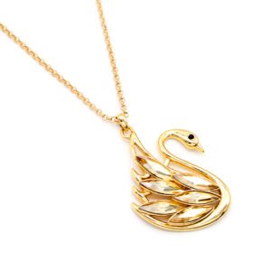 Elegant Swarovski element swan pendant necklace with marquise crystal in 18K gold plated copper for wholesale at junejewelry.com.