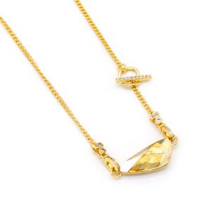 Triangle shaped Swarovski element crystal pendant necklace in gold plated copper for fashion jewelry wholesale at junejewelry.com.