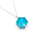 Minimalist Swarovski element hexagon shaped single crystal pendant necklace in gold and white gold plating for fashion jewelry wholesale at junejewelry.com.