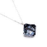 Minimalist square shaped single Swarovski element crystal pendant necklace in multiple colors for fashion jewelry wholesale at junejewelry.com.