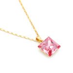 Minimalist square Swarovski element crystal necklace in gold and white gold plated copper, high-quality fashion jewelry wholesale from junejewelry.com.