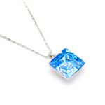 Minimalist Swarovski element crystal square necklace in white gold plated copper, high quality daily wear fashion jewelry from junejewelry.com.