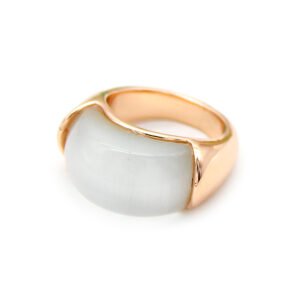 Wholesale cat eye ring with a large luminous oval stone on rose gold plated alloy from JuneJewelry.com – unique fashion jewelry for bulk.