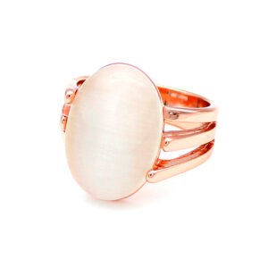 Wholesale cats eye ring with a luminous oval stone on rose gold plated alloy from JuneJewelry.com – unique fashion jewelry for bulk.