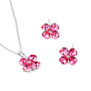Wholesale Swarovski Jewelry Set with platinum plated copper pendant and earrings from JuneJewelry.com.